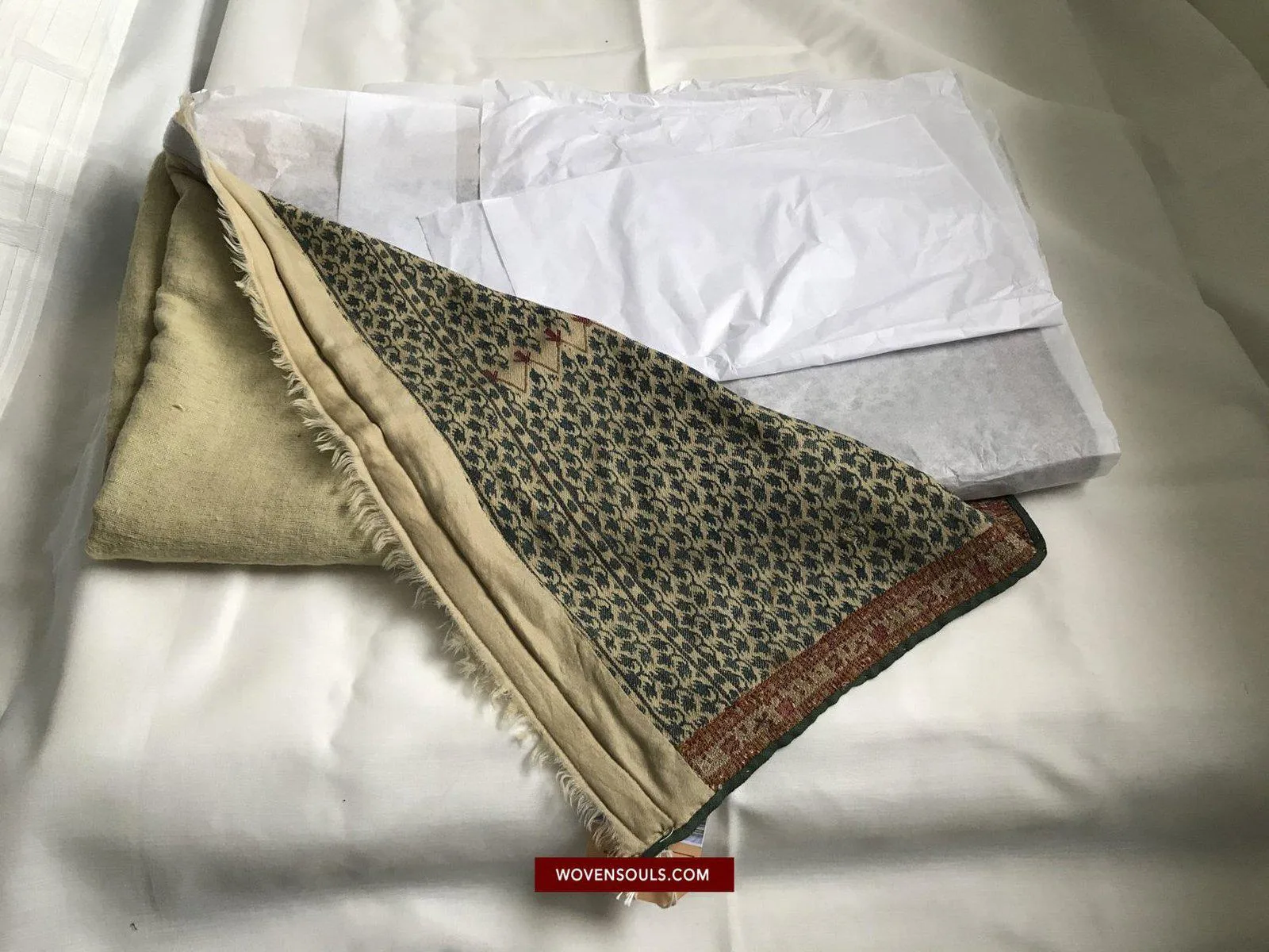 1473 SOLD Antique Moon Shawl