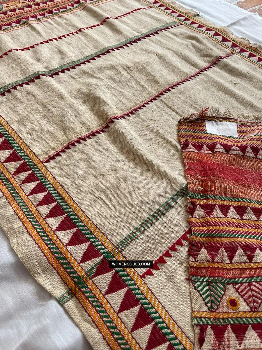 1693 Rare Vintage Orissa Odisha Gond Tribal Shawl