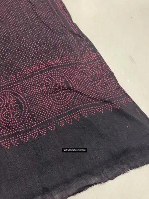 1721 SOLD Pair of Block Printed Cotton Scarf Textile with Bandhani motifs