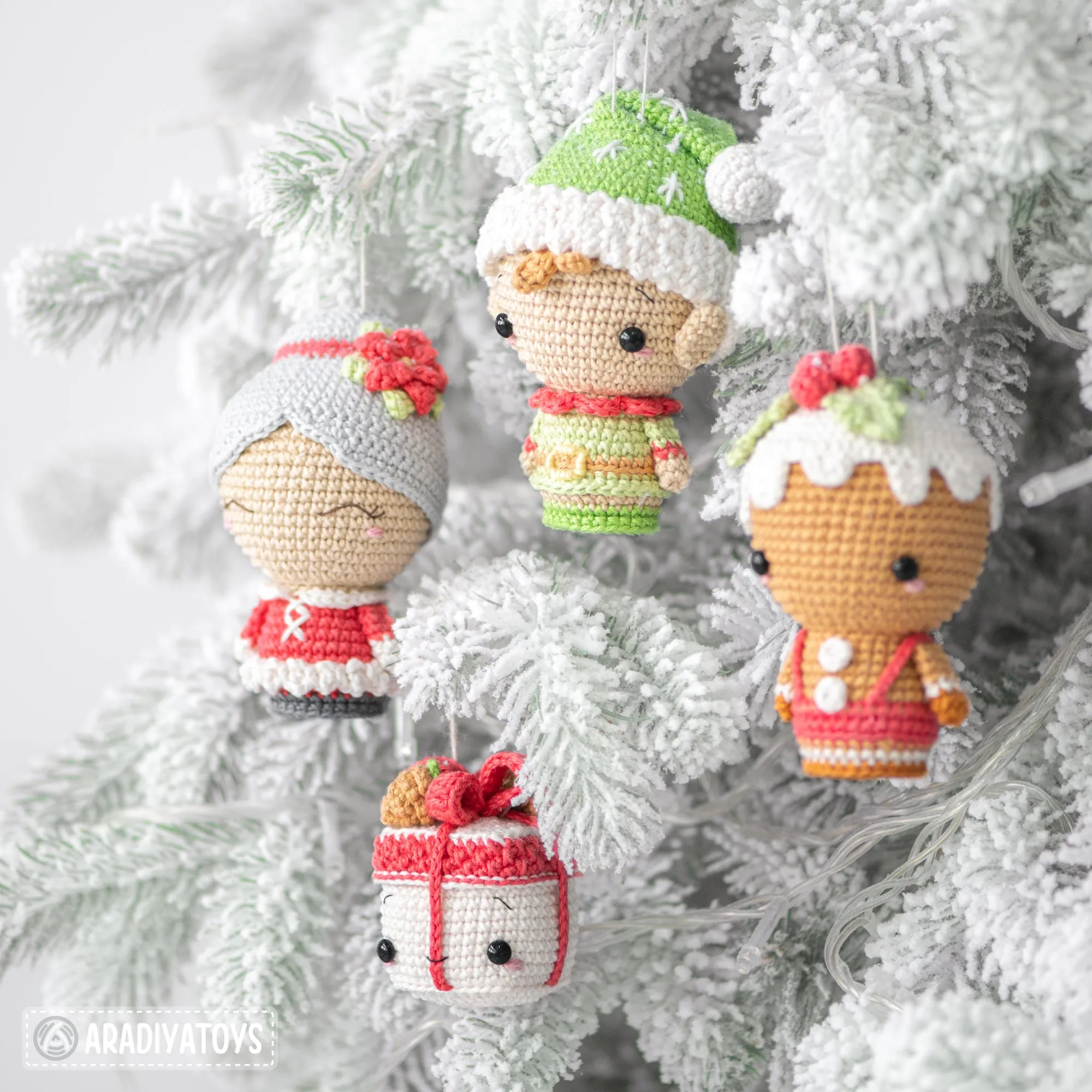 Christmas Minis set 2 from “AradiyaToys Minis” collection / christmas crochet pattern by AradiyaToys (Amigurumi tutorial PDF file)