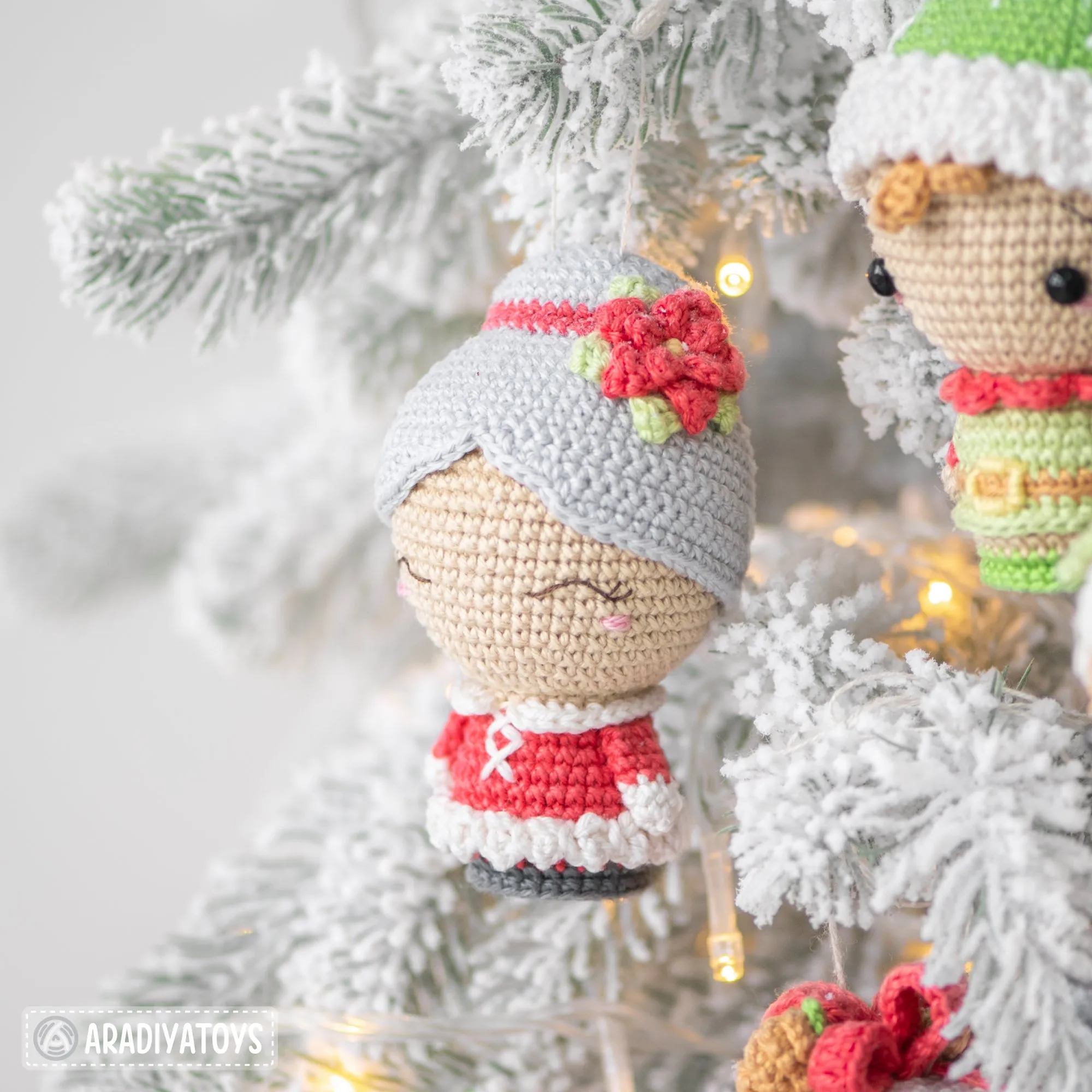 Christmas Minis set 2 from “AradiyaToys Minis” collection / christmas crochet pattern by AradiyaToys (Amigurumi tutorial PDF file)