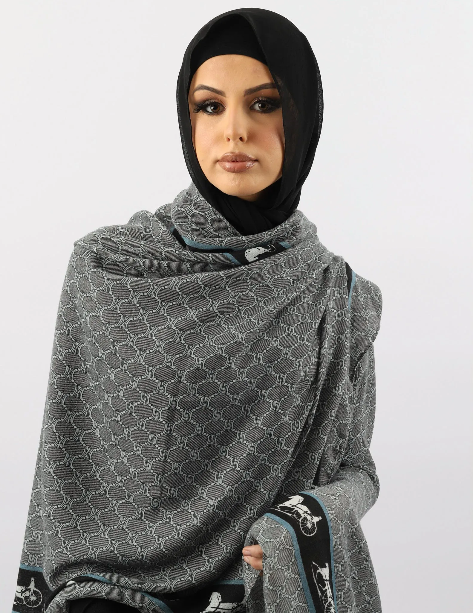 Ermaz Winter Shawl