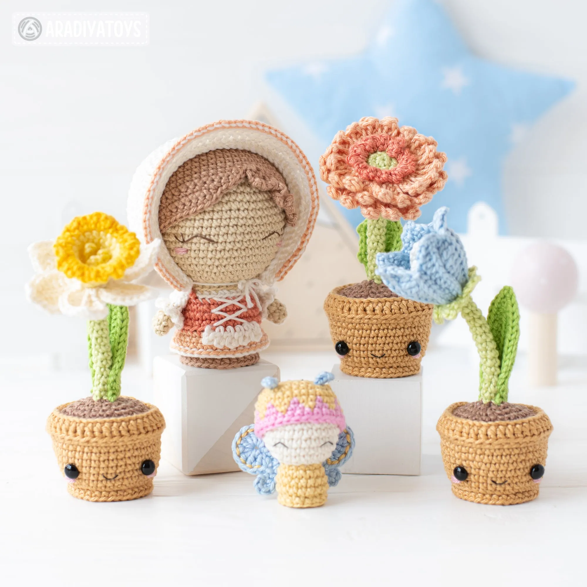 Flower Garden from “Mini Kingdom” collection / crochet patterns by AradiyaToys (Amigurumi tutorial PDF file) / crochet flower / amigurumi