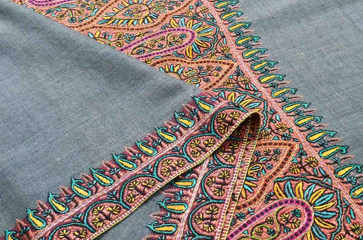 Elegant Grey P. Mashi Shawl - Style 4932
