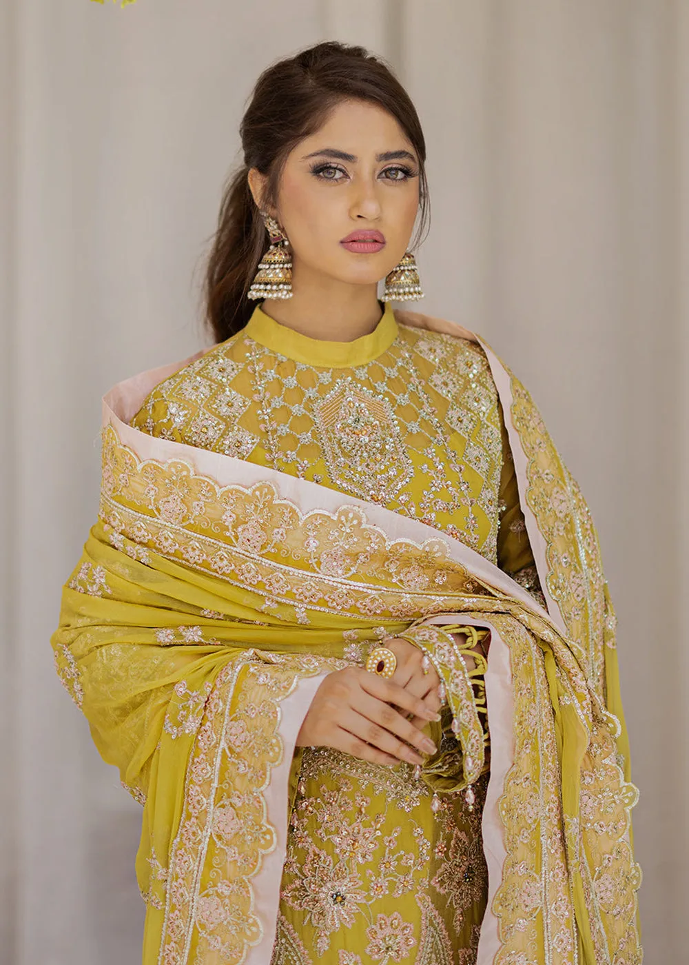 Ishq Aatish Luxury Chiffon '23 by Emaan Adeel | FARAH