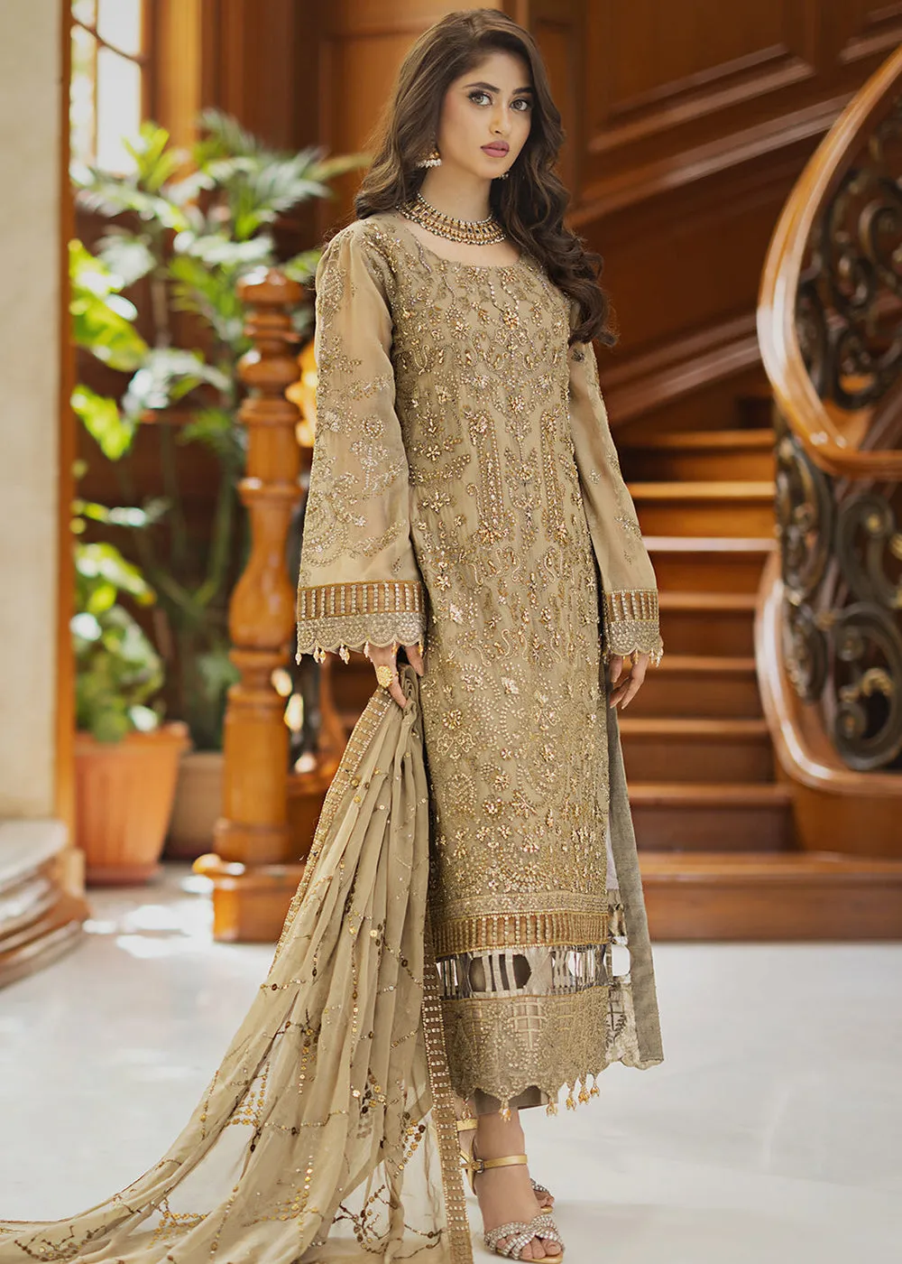 Ishq Aatish Luxury Chiffon '23 by Emaan Adeel | ZORA